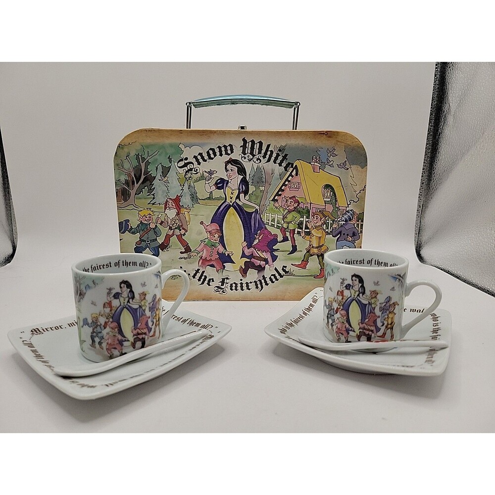 SNOW WHITE FAIRYTALE DESIGNED IN ENGLAND PAUL CARDEW TEA SET 2012 ENGLAND